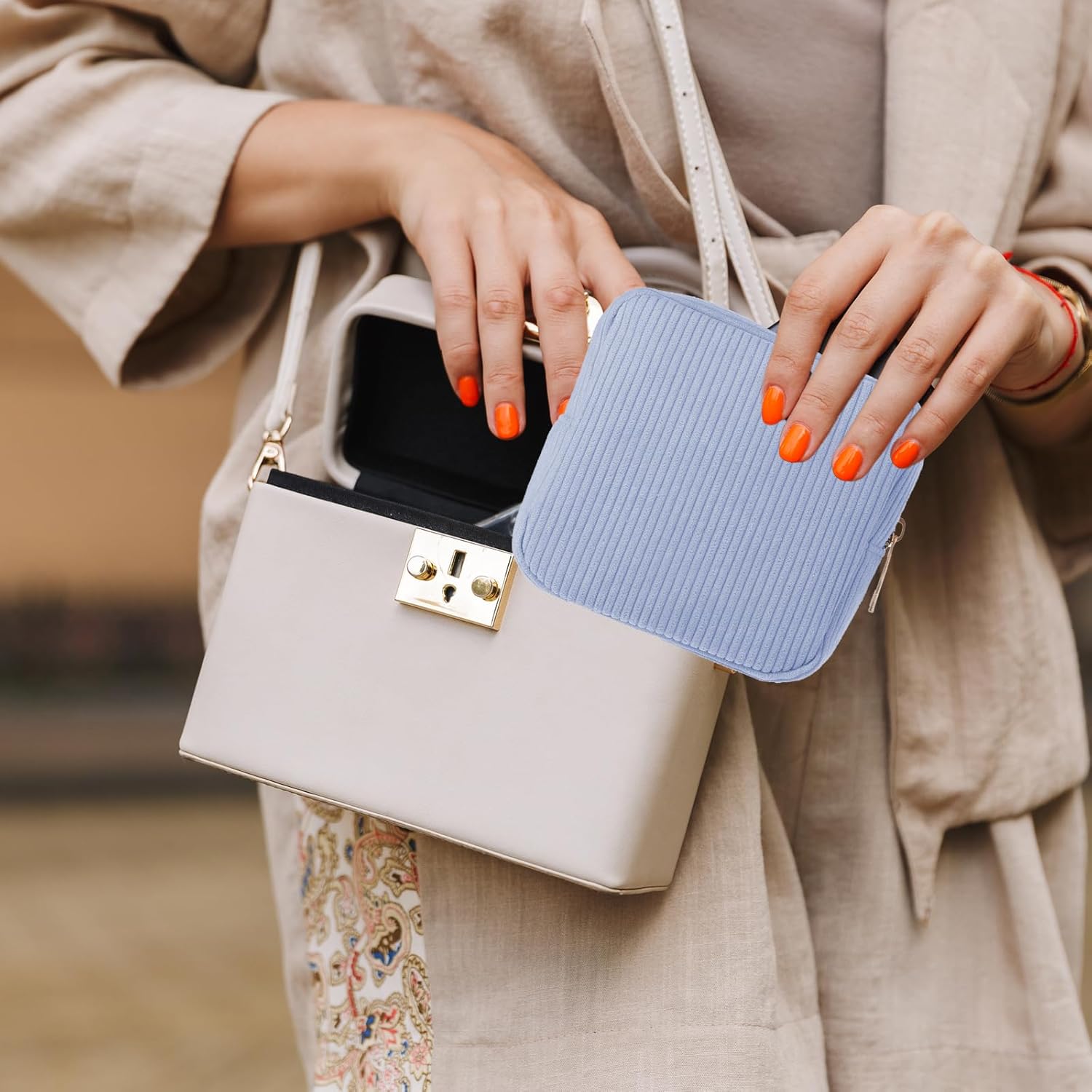 Period Bag for Teen Girls, Corduroy Sanitary Napkin Storage Bag, Cute Cosmetic Pouch for Women with Slip-in Pockets