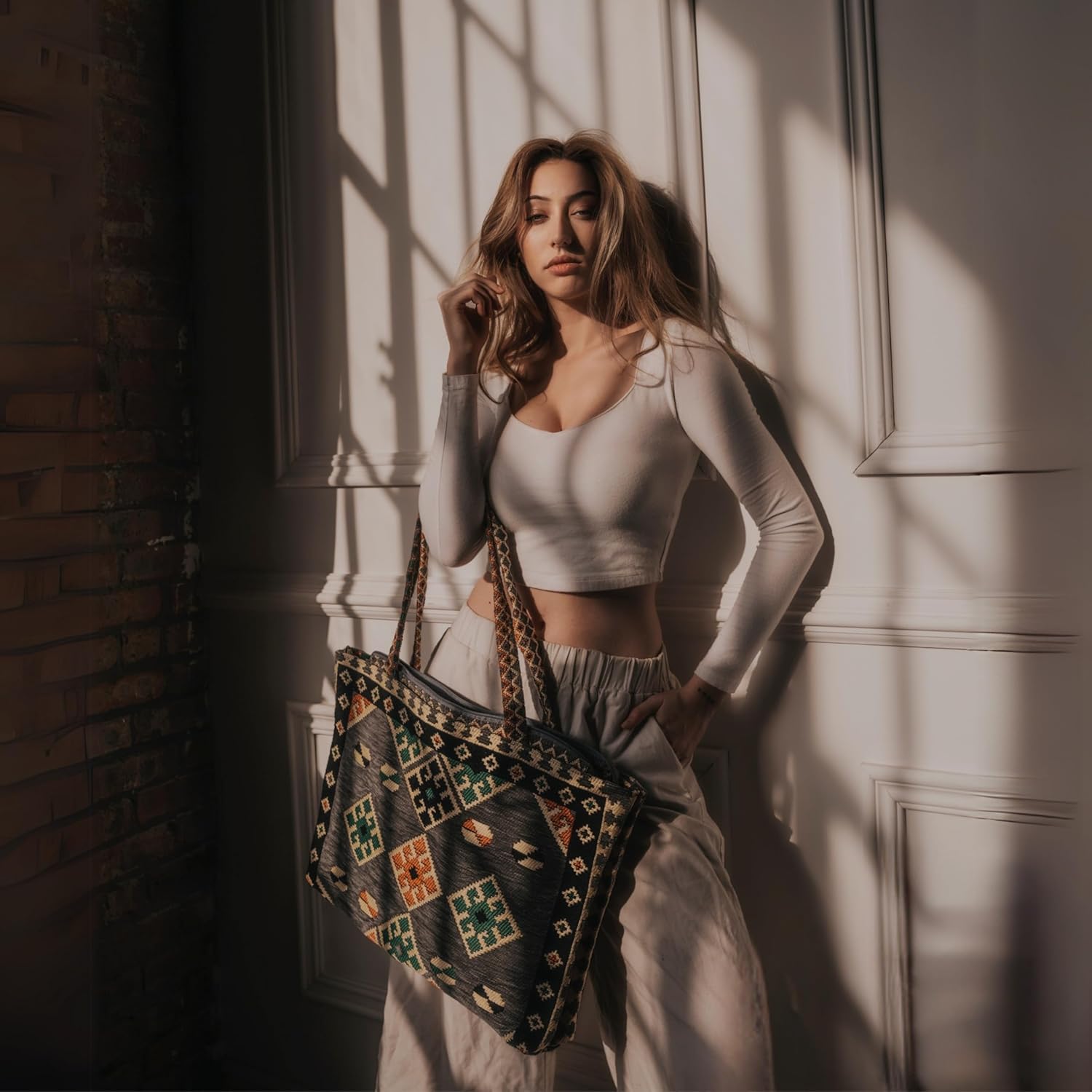 Tote Bag for Women Woven Shoulder Bag Gym Travel Weekender Cute Tote with Compartments Fits 17-Inch Laptop